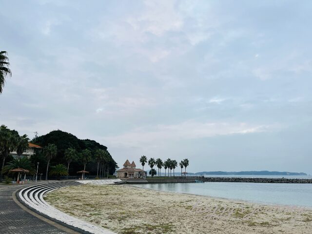 渡鹿野島、ビーチ